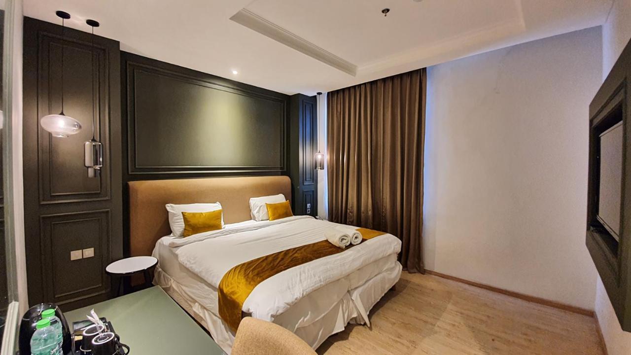 Hotel Shalva Jakarta Exterior photo